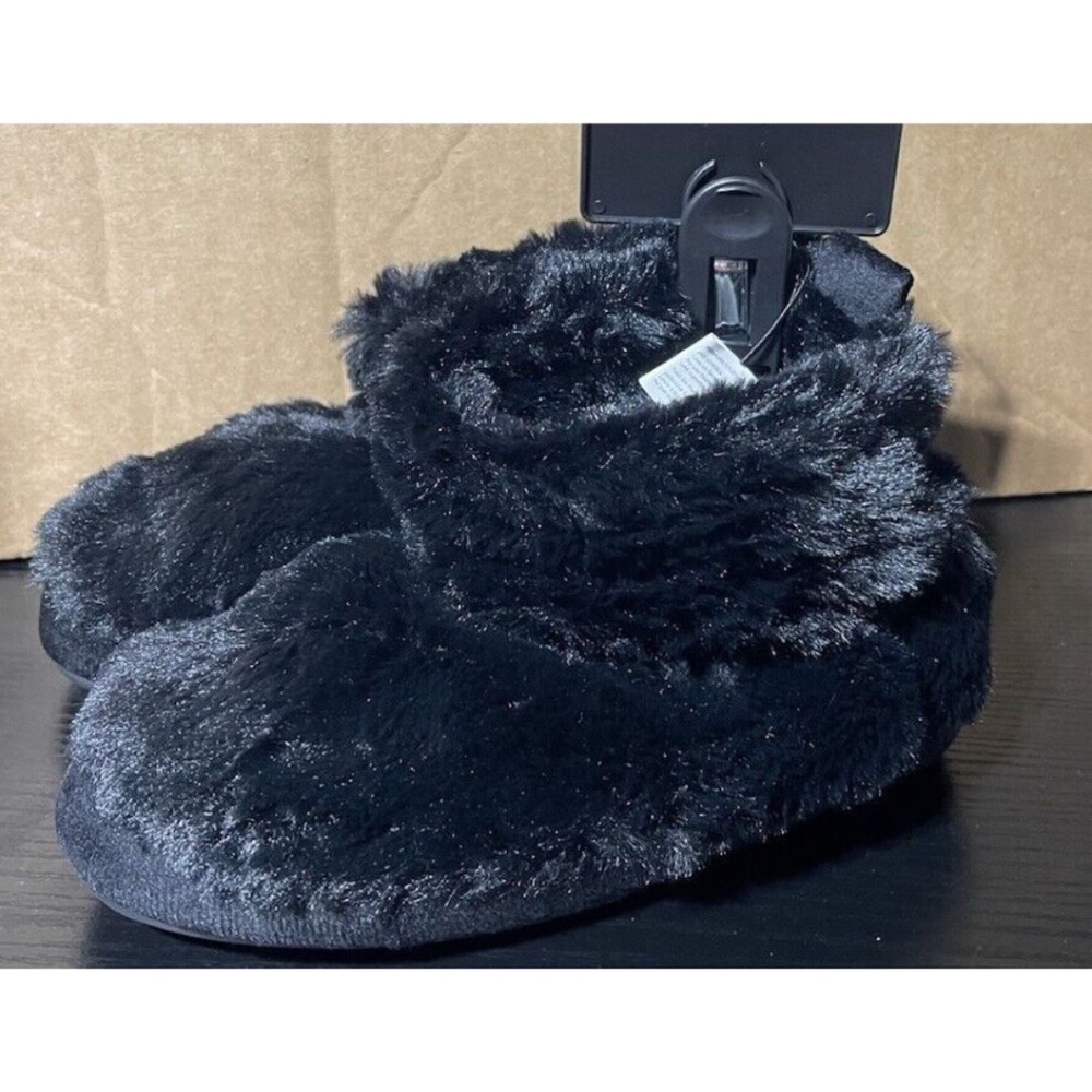 Dearfoams Kate Black Furry Boot Slippers Girls Size 13/1